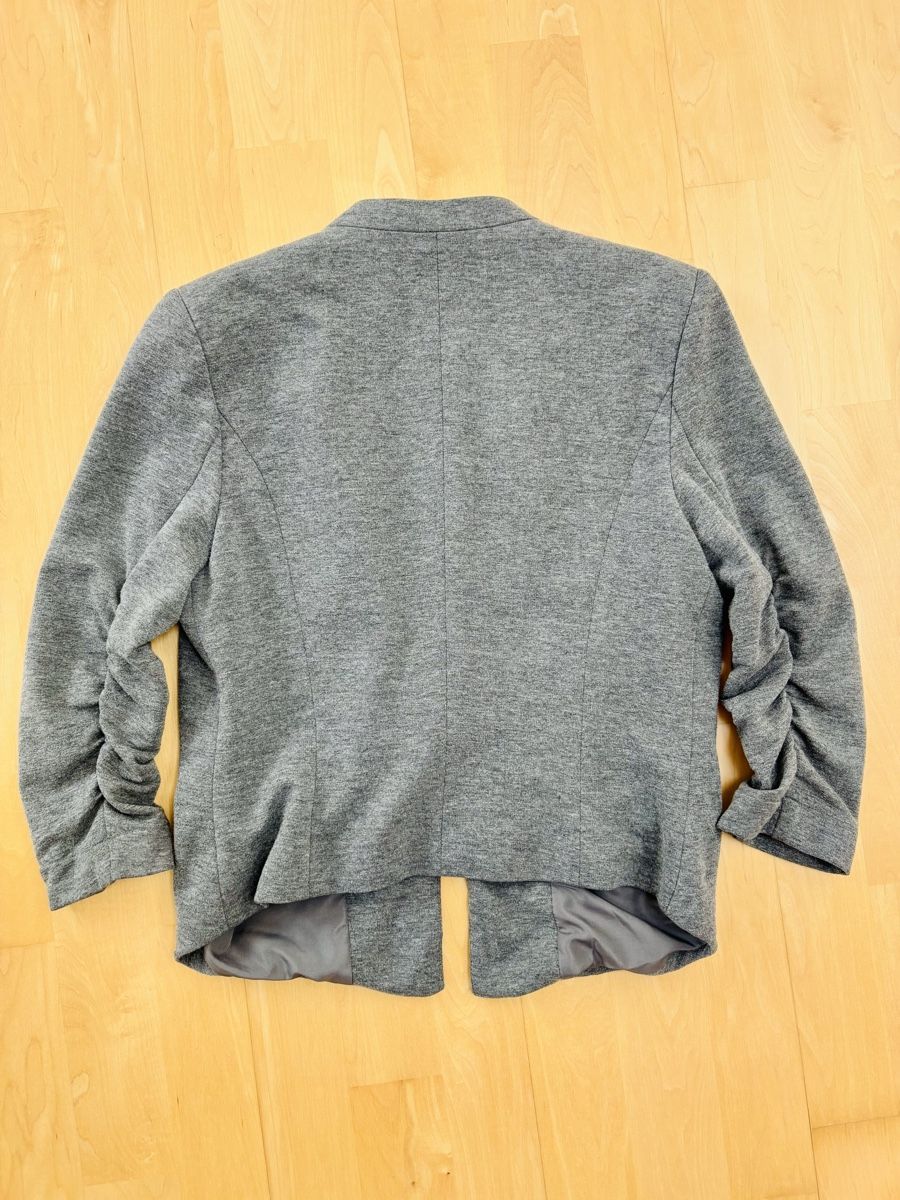 Vero Moda Giacche: Vero Moda Blazer grau - Gr. 36 – Usato da Ennetbürgen venduto da Evelyne_G 1