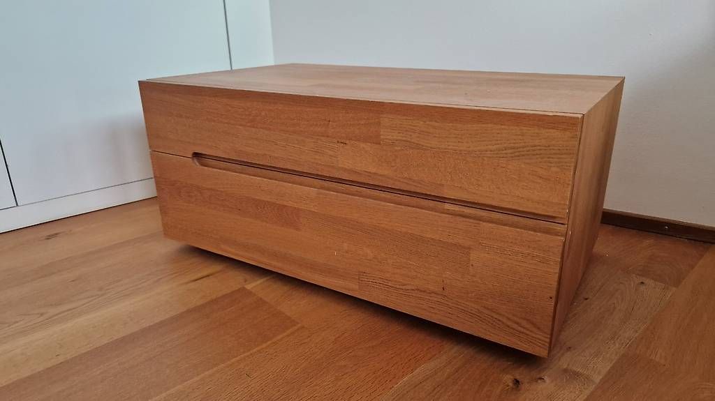 Tables de nuit: Nachttisch / Schubladenmöbel – D'occasion à Salenstein par Urs_Rene