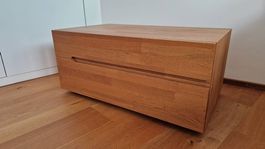 Nachttisch / Schubladenmöbel