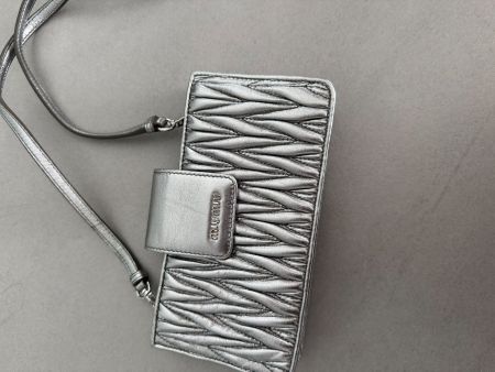 Borsa Miu Miu matelassé argento tracolla rimovibile