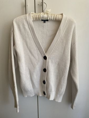 Weisser Cardigan