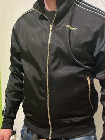 Veste Adidas noire taille S occasion