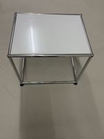 USM Haller Beistelltisch / Nachttisch – Hellgrau (50x40x45 c