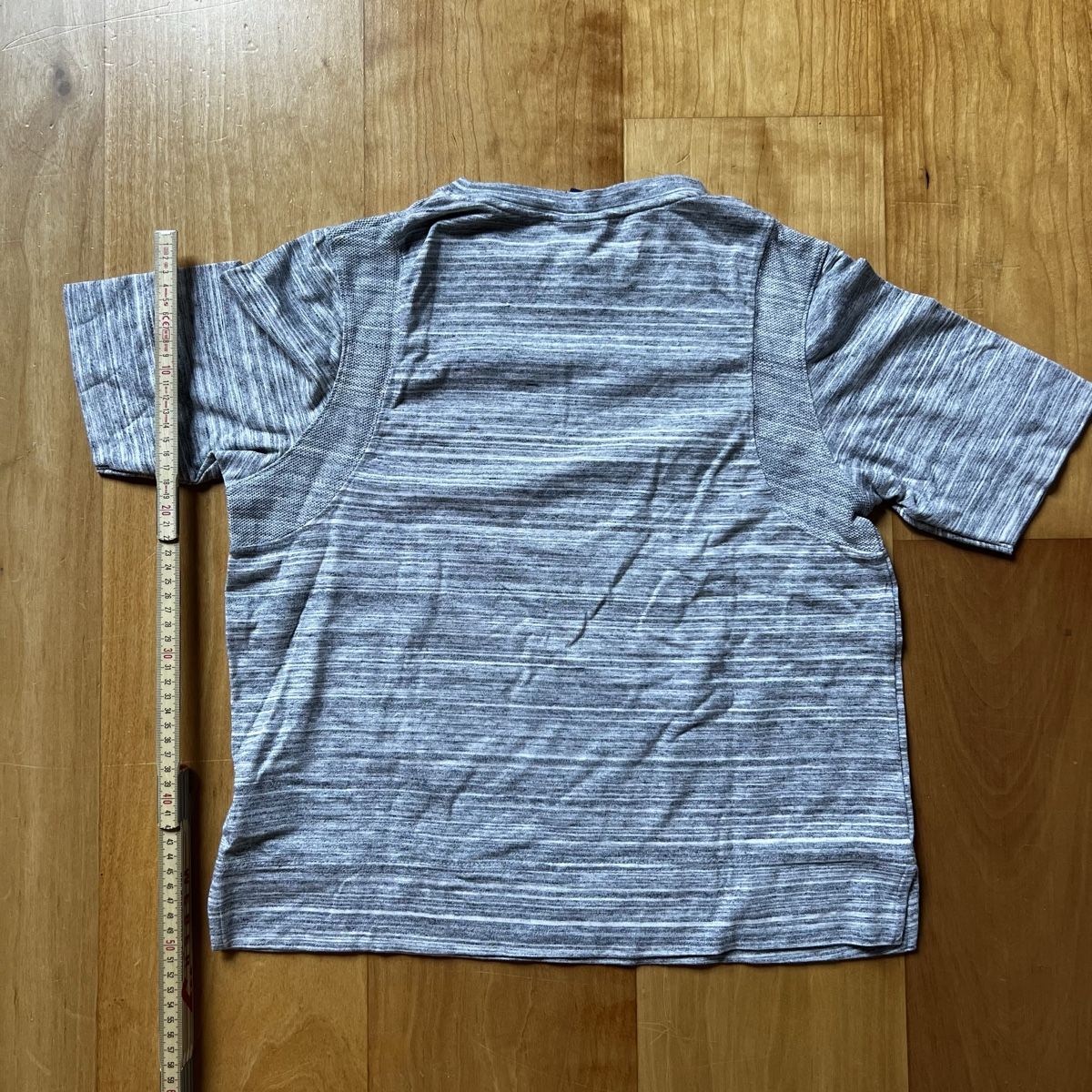 Nike T-Shirts: Graues Nike Sport Shirt – Neu (gemäss Beschreibung) aus Chur von noe_mh8b 2
