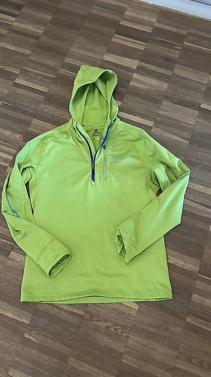 Pullover & Sweatshirts: Salomon Midlayer mit Kapuze Grösse M – Gebraucht aus Zürich von Sonic808