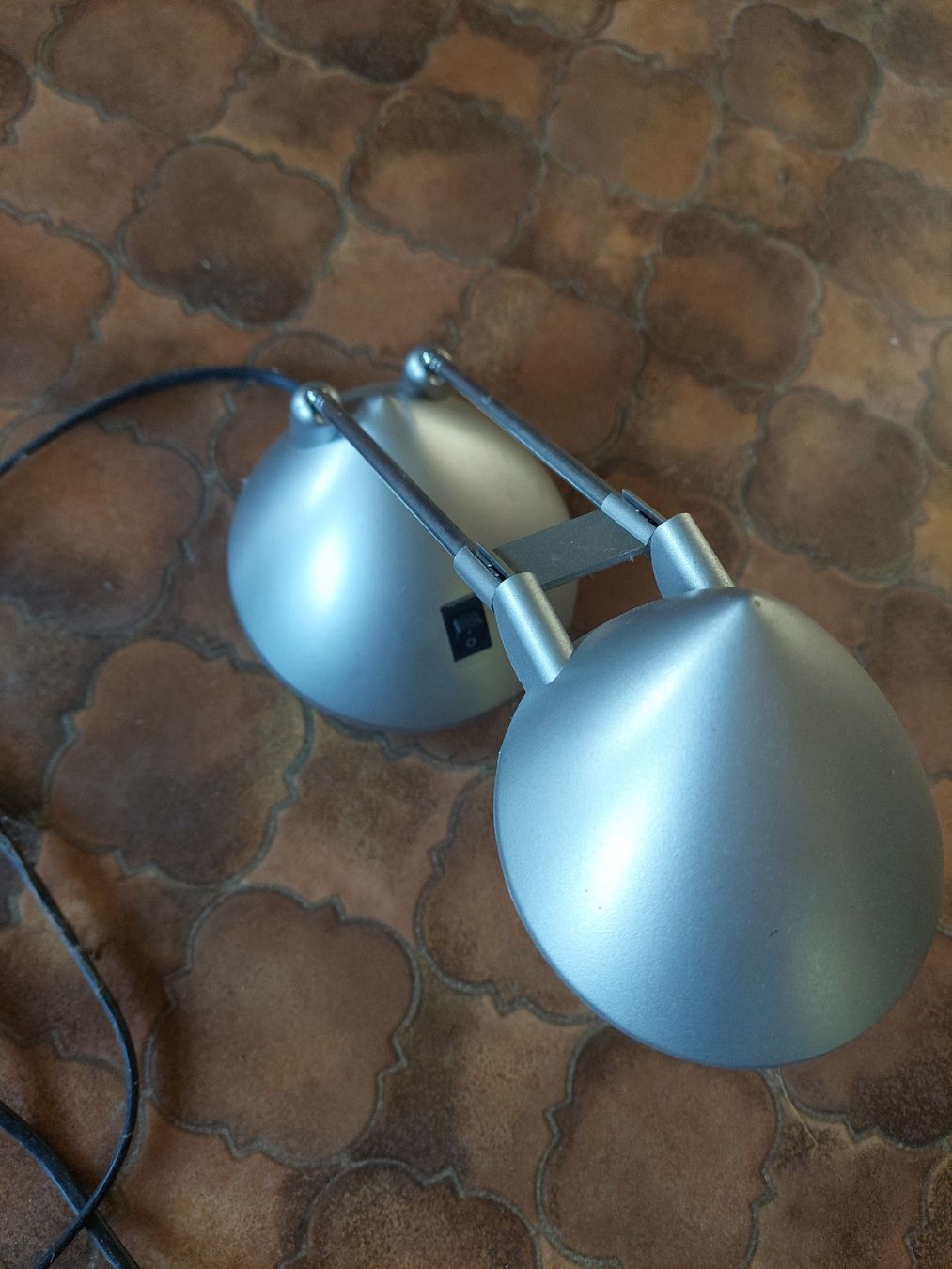 Lampade: Nachttischlampe grau verstellbar – Usato da Brunnadern venduto da Oheshh 2