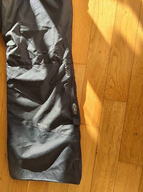 Pantaloni: Skihose Kinder 10-12 jahre – Usato da kaiseraugst venduto da pignorar 2