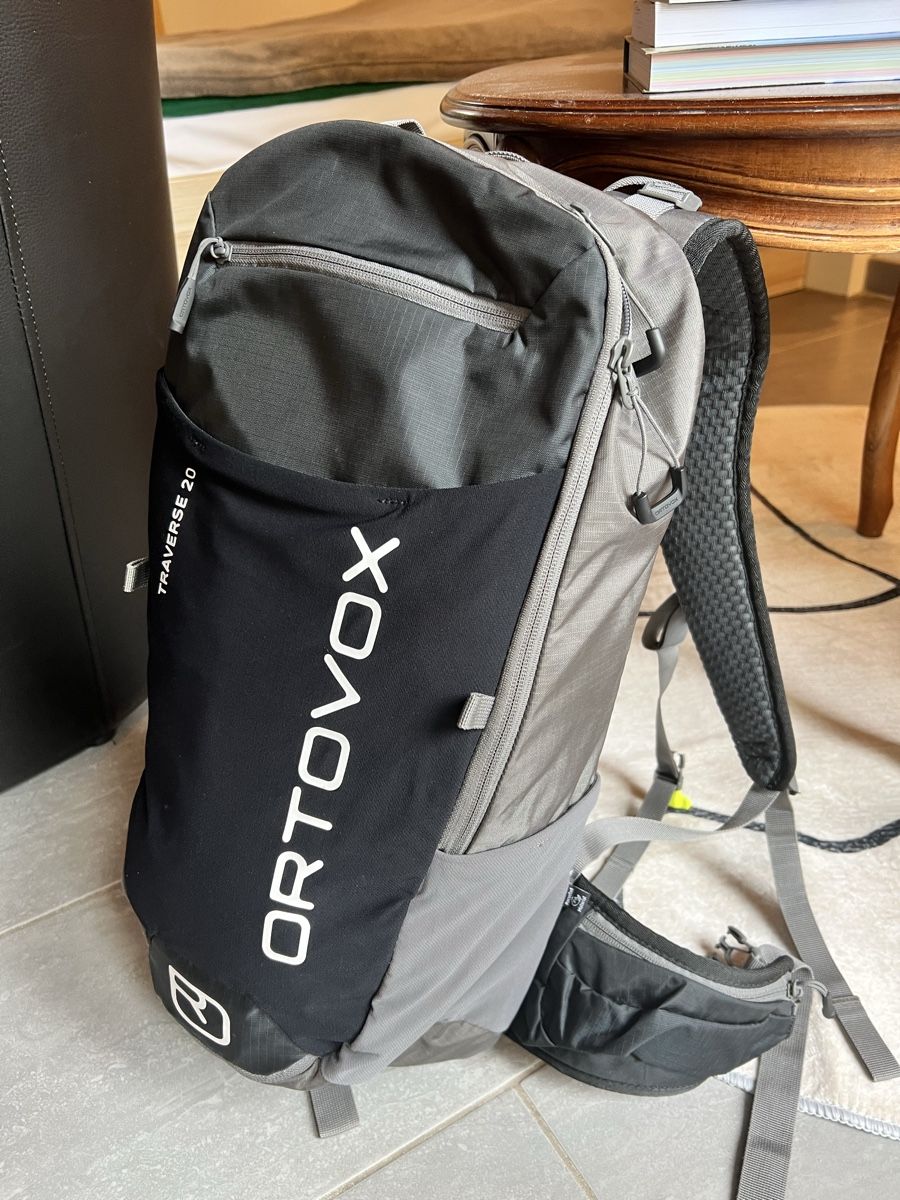 Ortovox Rucksäcke: Ortovox Traverse 20 backpack – Gebraucht aus Kandersteg von Siekierka01 1