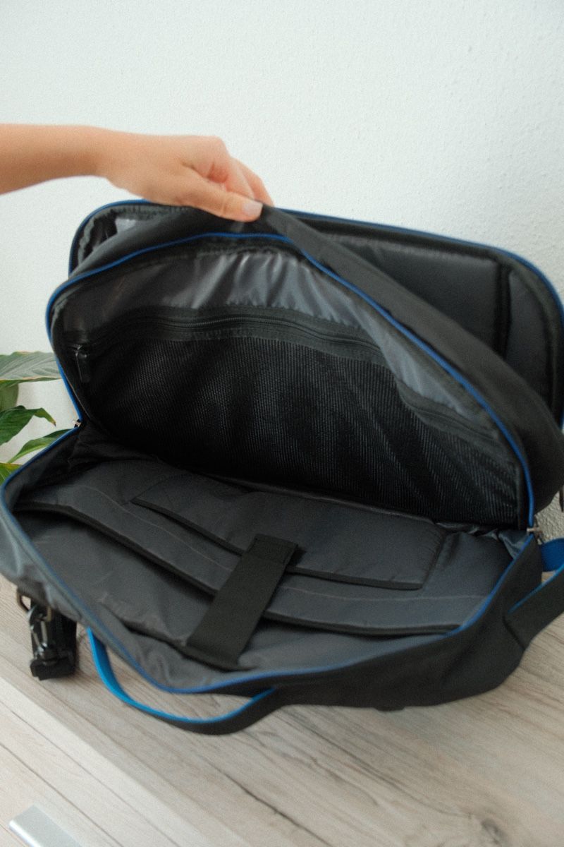 Wenger Taschen: Wenger Laptoptasche, schwarz  – Gebraucht aus Wetzikon ZH von ber_pr6n 3