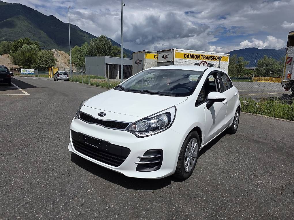 Automobili: Kia Rio Collaudata 29.05.2026 – Usato da Cadenazzo venduto da LuismacchineSagl