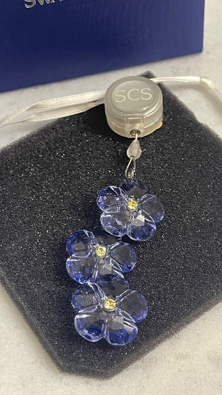 Swarovski Statuette: Swarovski SCS Blume zum Kleben oder mit Schnur – Nuovo (secondo la descrizione) da zeihen venduto da Racer-71 1