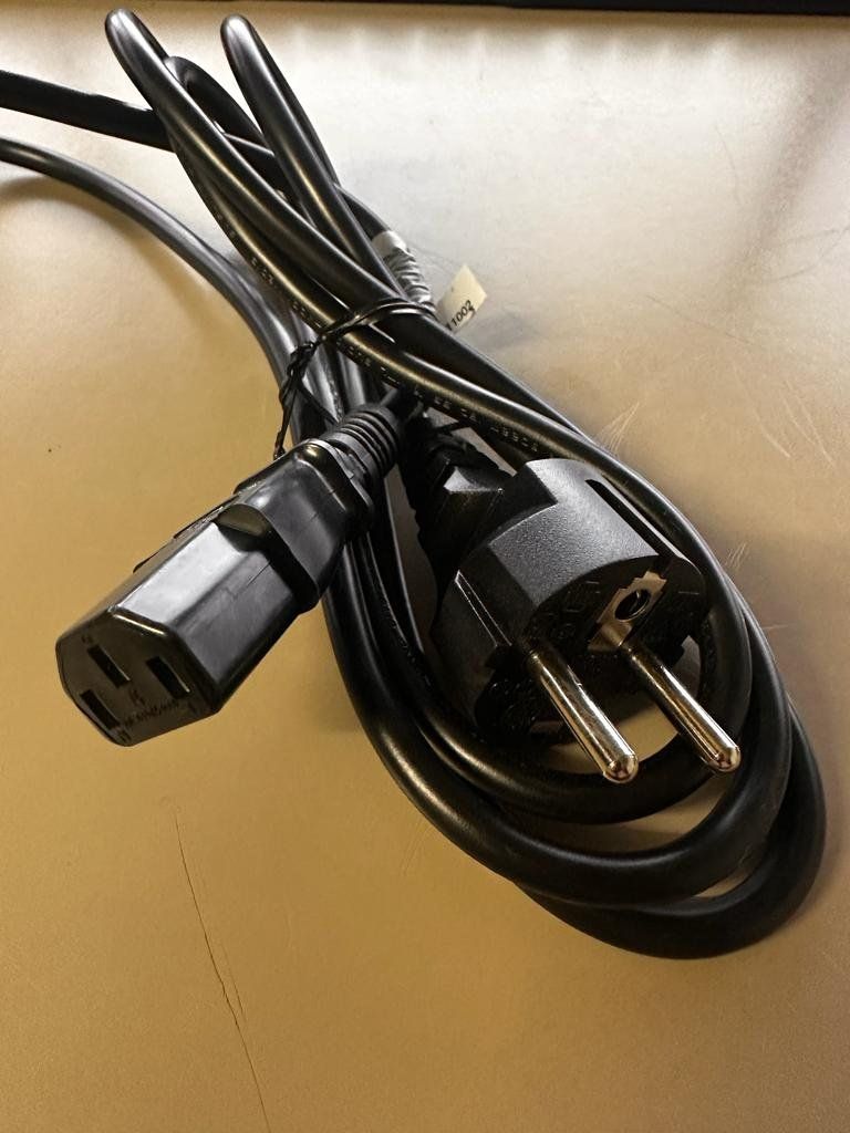 Cavi: Netzkabel C13 – Nuovo (secondo la descrizione) da Thörishaus venduto da zimtfein