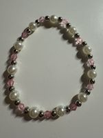 Elegantes Perlenarmband mit rosa Akzenten – Neu!
