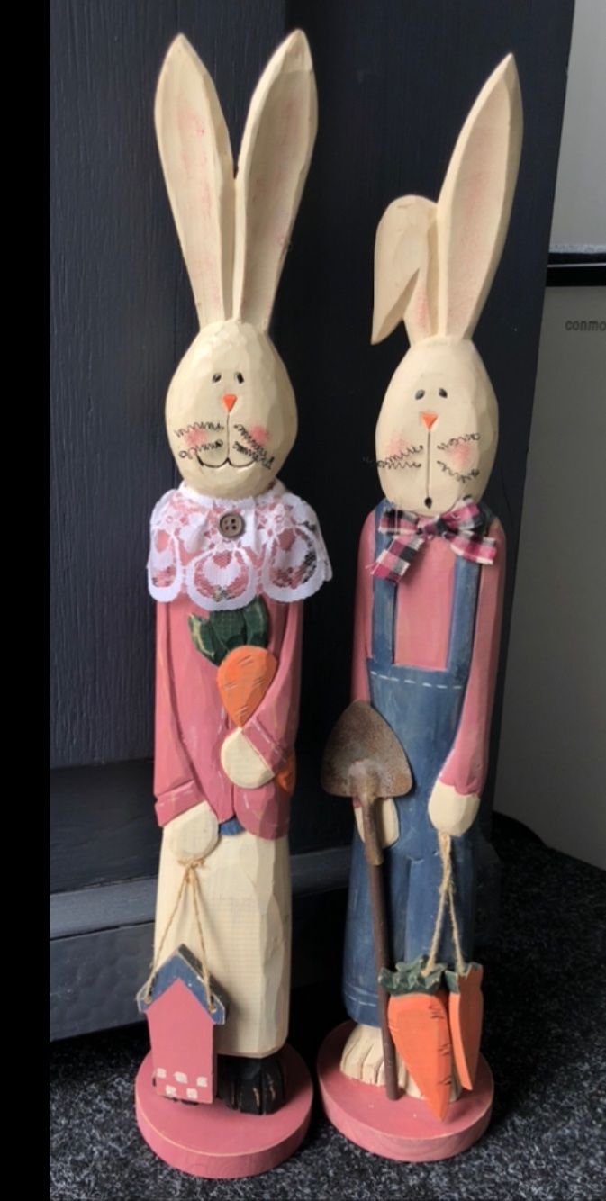 2 Villeroy Boch Osterdeko Osterhasen Holzhasen Gartendeko (Gebraucht) in Frauenfeld für CHF 44 – mit Lieferung auf Ricardo kaufen