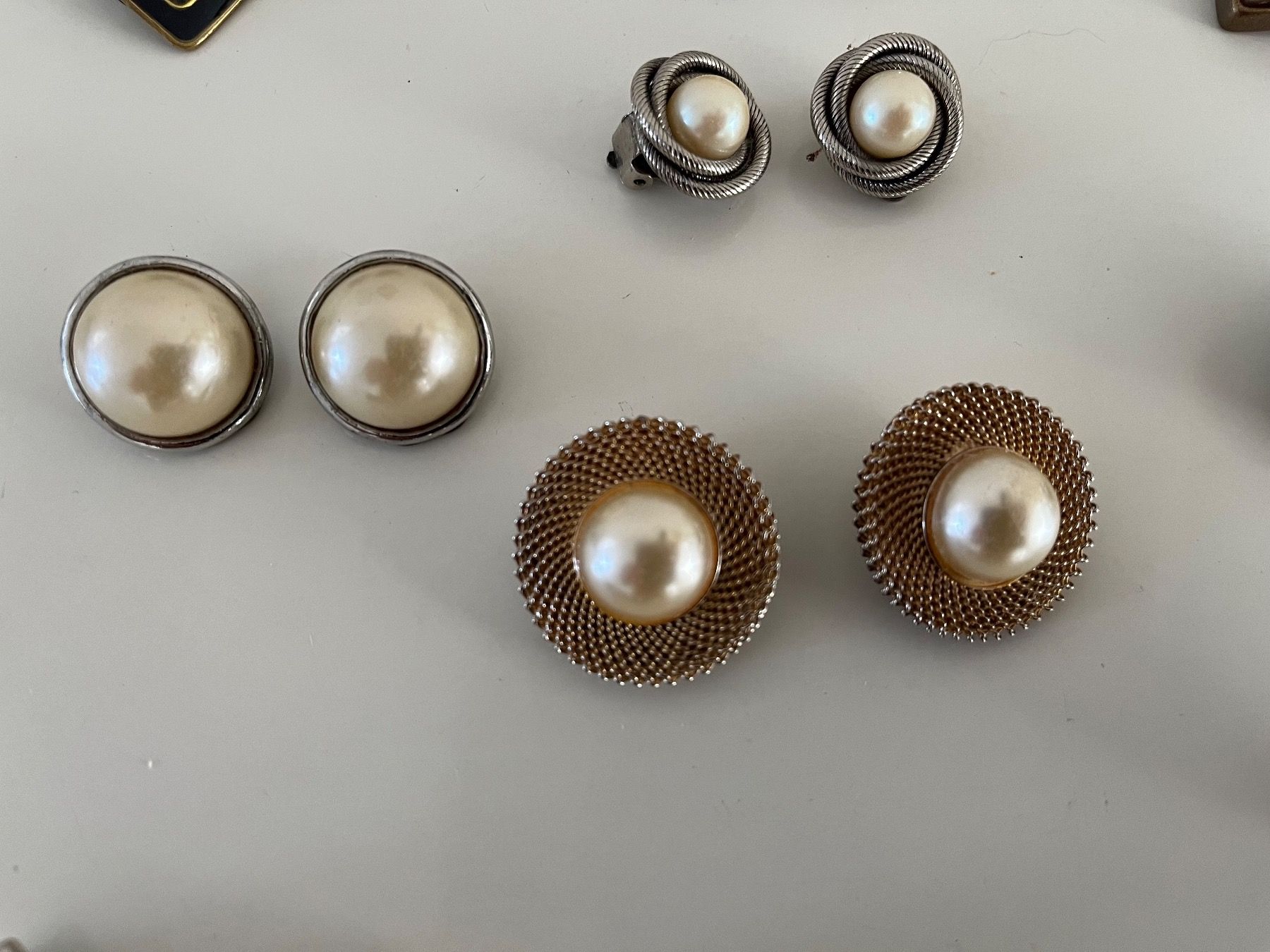 Ohrringe & -stecker: Vintage Ohrclips und Brosche – Gebraucht aus Wetzikon ZH von seli03 5