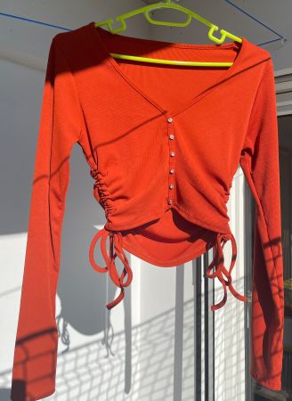 Top neuf Tally Weijl, rouge bordeaux à manches longues