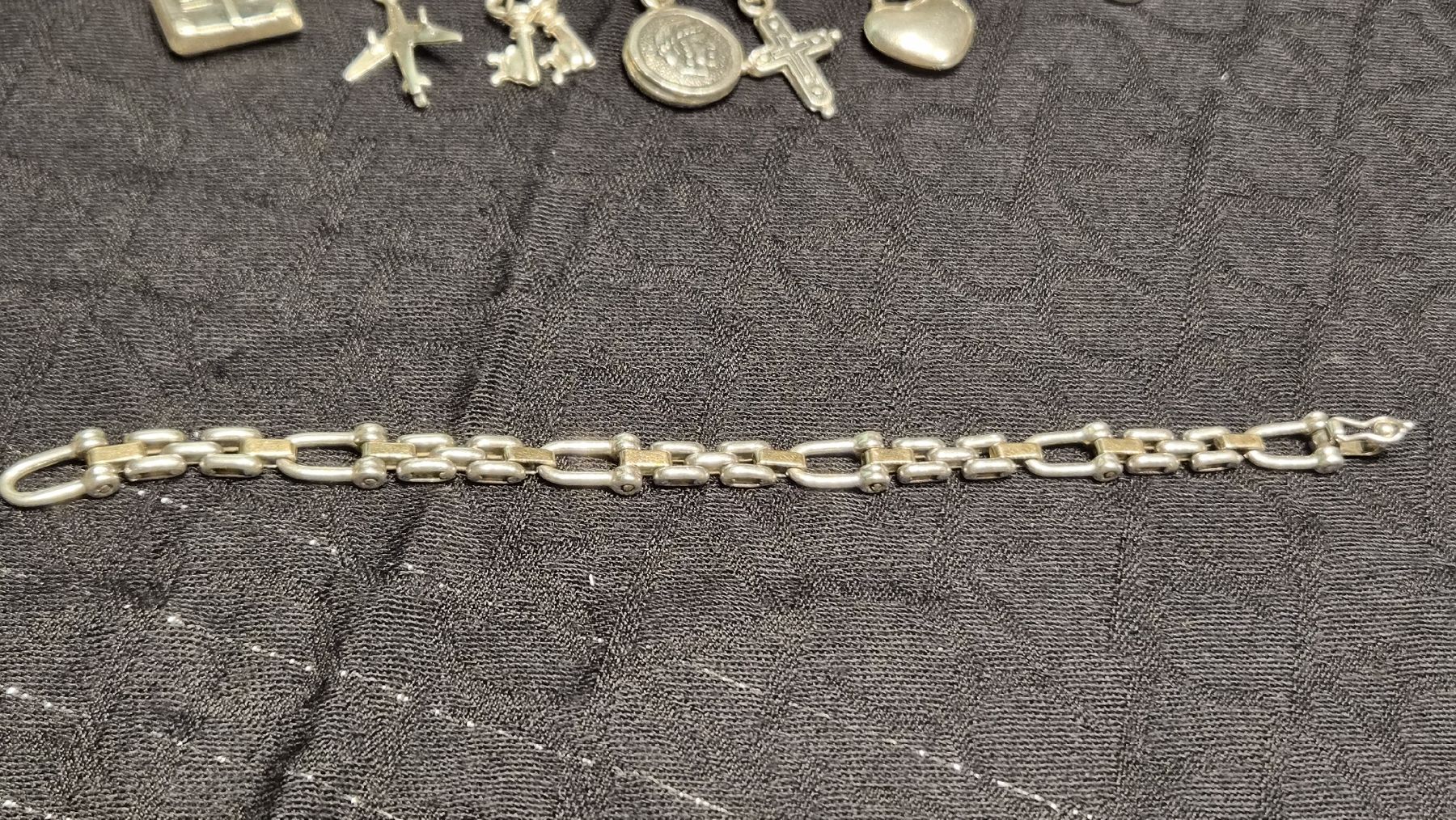 Armbänder & -reifen: Charmant Bracelet en Argent – Gebraucht aus Avry-sur-Matran von cec_nhz8 1