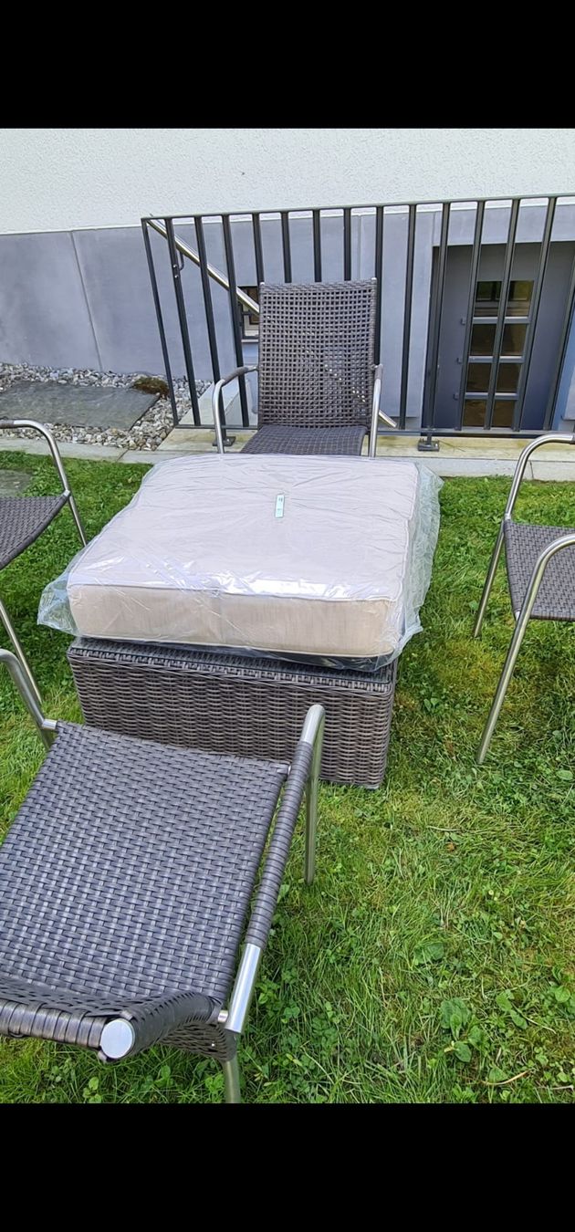 Tavoli: Garten Tisch mit Glasplatte,Hocker Funktion – Nuovo (secondo la descrizione) da Oetwil a.d. Limmat venduto da Rebi_reina 1