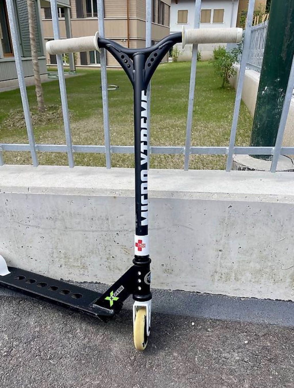 Scooter: micro - MX Trixx Freestylescooter – Usato da Escholzmatt venduto da Lena_Schnider 1