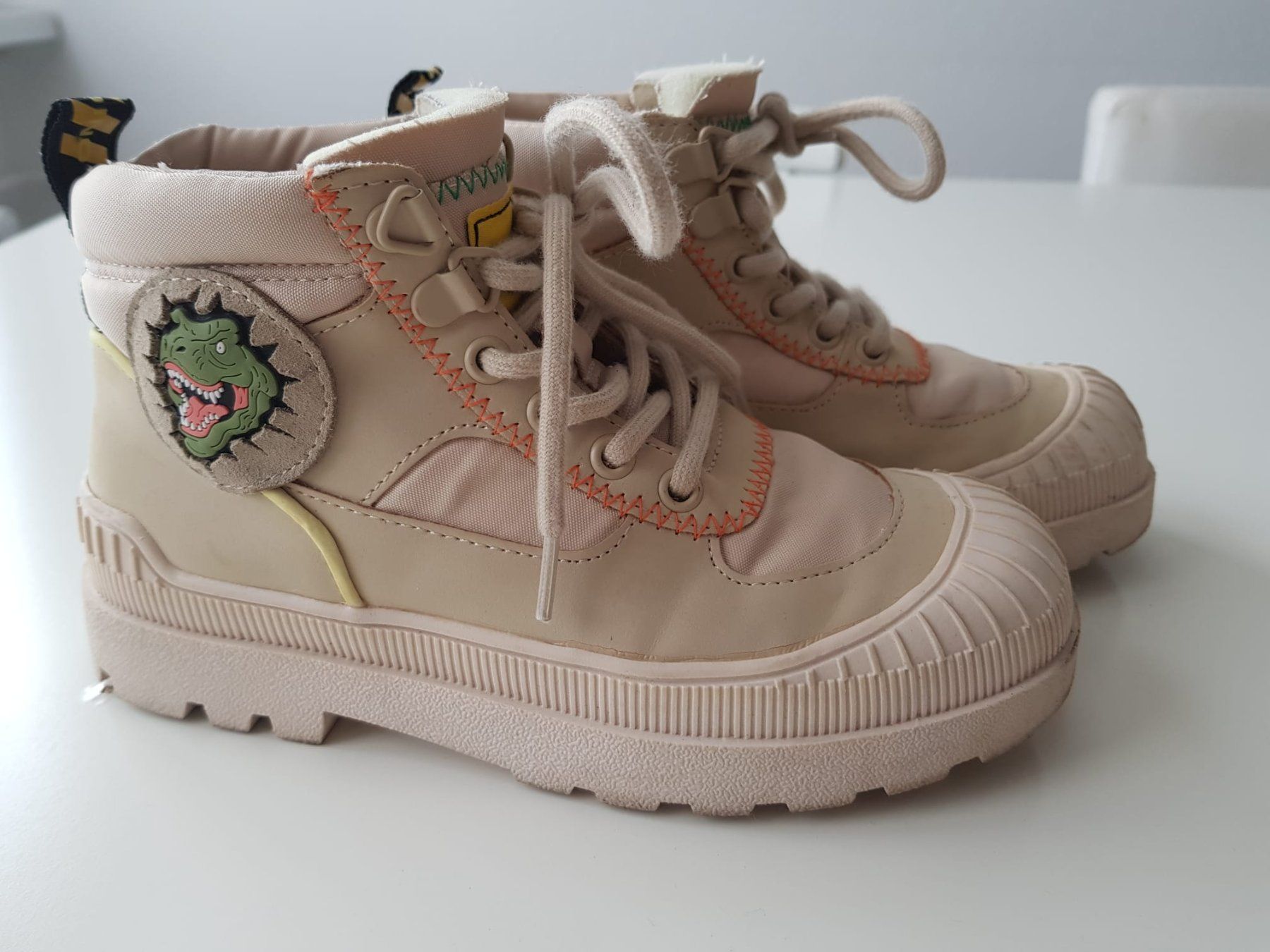 Zara Scarpe per ragazzi: Kinder Schuhe Zara – Usato da Münchenstein venduto da mt25 1
