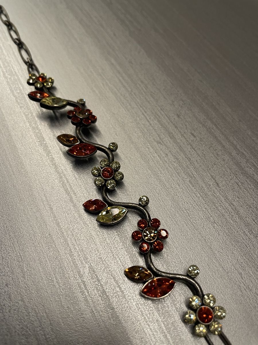Colliers: Blüten Collier Strass Vintage Dirndl Kette romantisch – D'occasion à Heitenried par Steffundsasch
