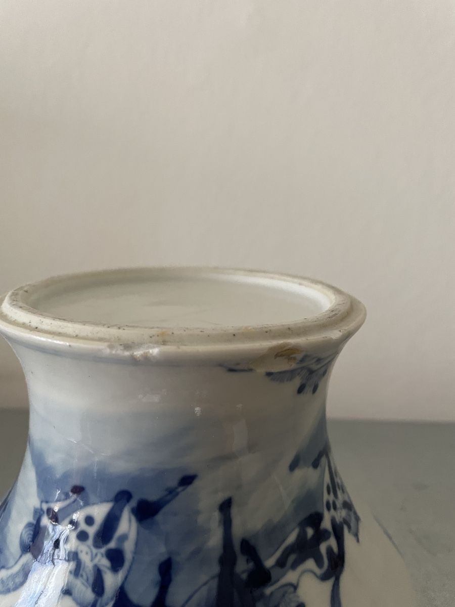 Vase & Récipients: Chinesische blau-weiße Vase – D'occasion à Basel par Amechan. 8