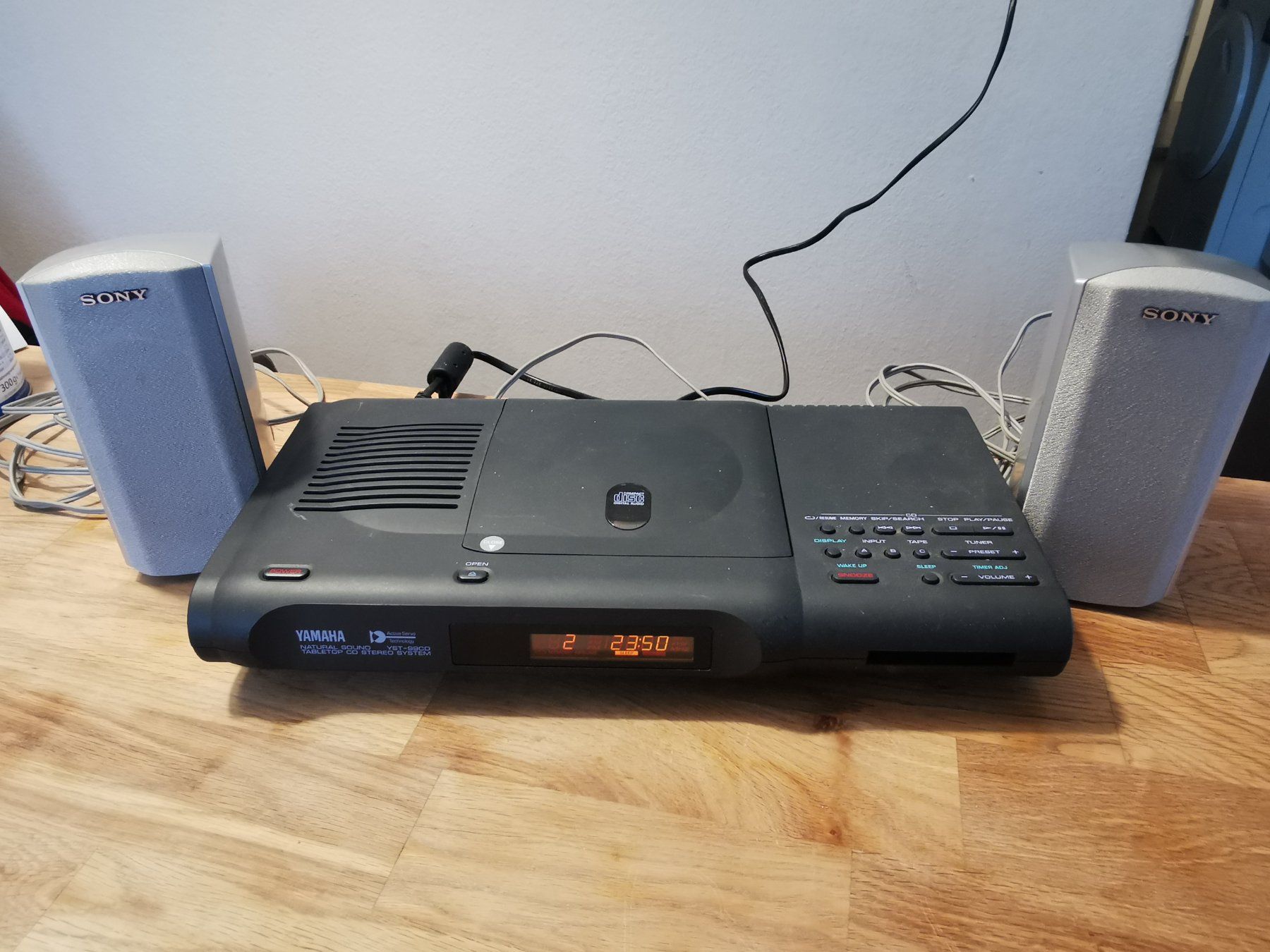 Yamaha Lettore multimediale & Streamer: Yamaha Table Top System YST-99CD – Usato da St.Gallen venduto da 55232