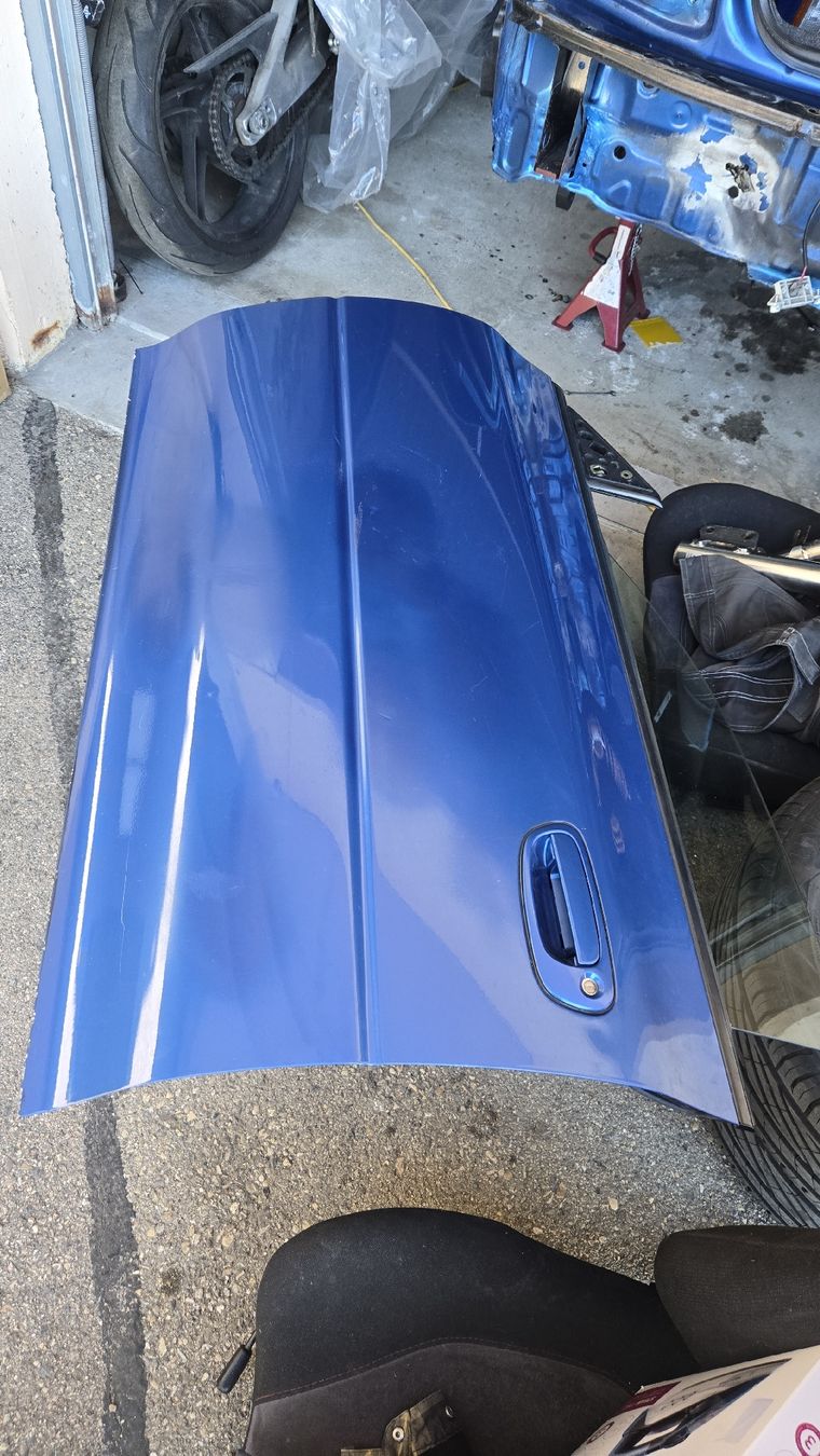 Tutti pezzi di ricambio auto: portes Subaru gt – Usato da Vilars NE venduto da kie_t26p