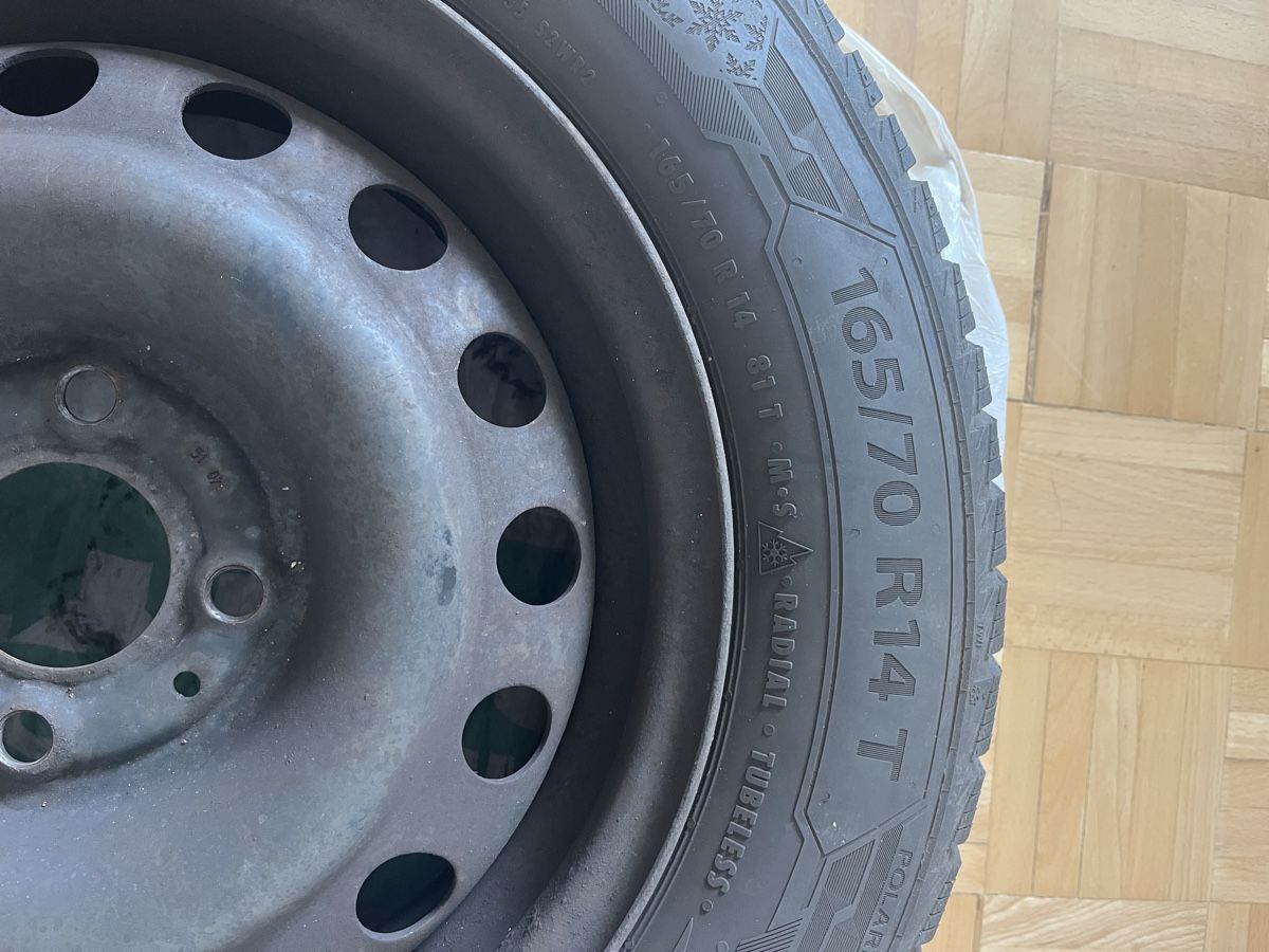 Pneus & Roues: Winterreifen – D'occasion à Zürich par Liilu 3