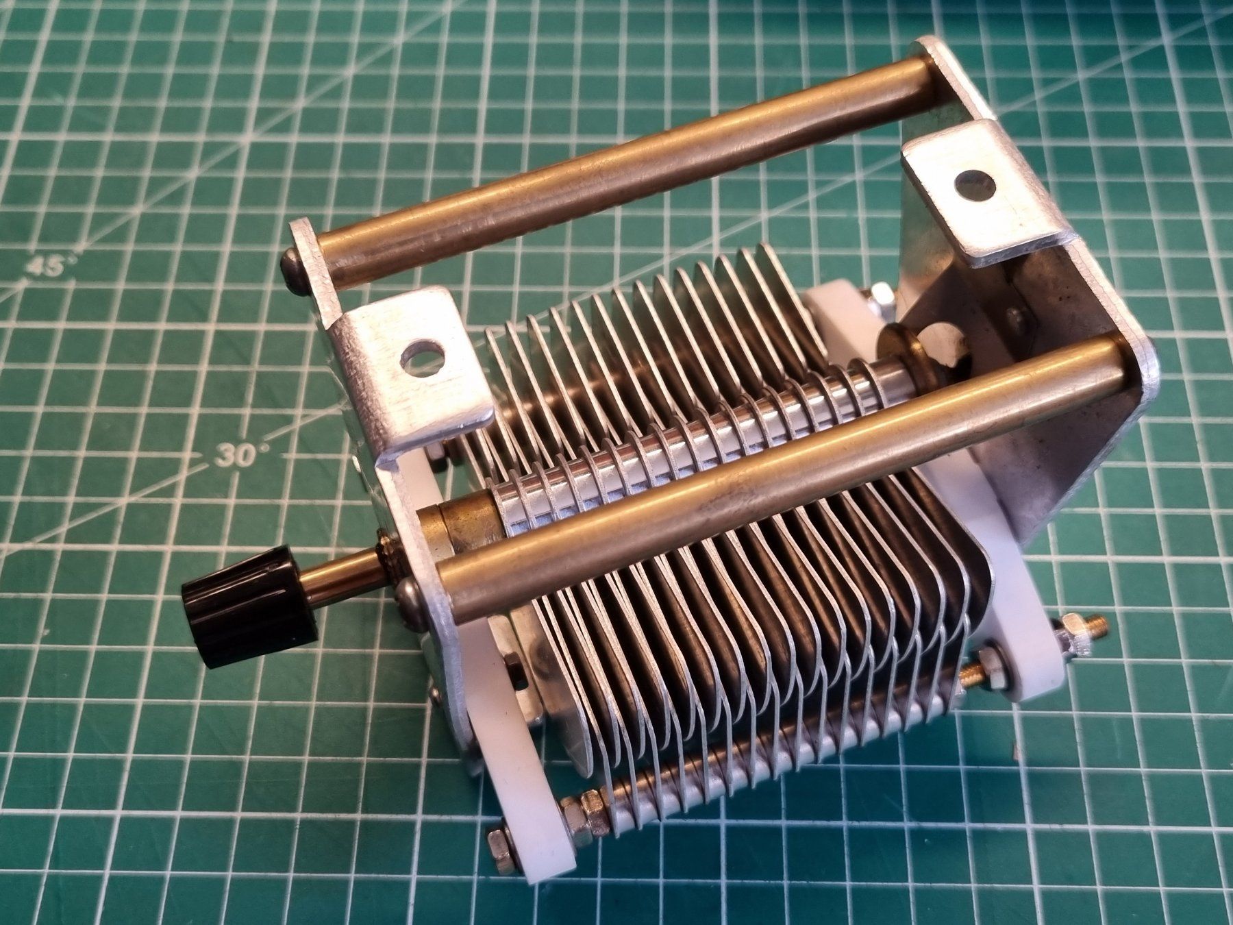 Composants électroniques: Luft Drehkondensator 20-500pF / 1000V – D'occasion à Muri AG par Dongle0 1