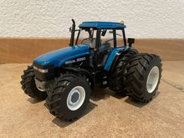 New Holland 8560 von Replicagri