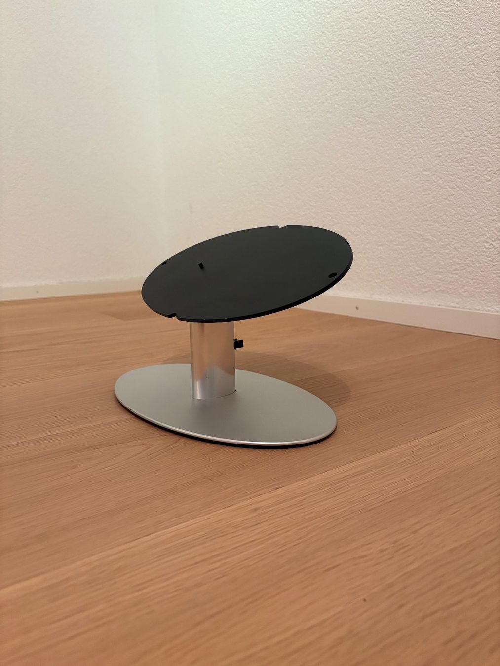 Altro in Decorazioni & Accessori: Bang & Olufsen BeoCenter 2 Table Stand for BC 2 Audiosystem – Usato da Dornach venduto da manu10 1