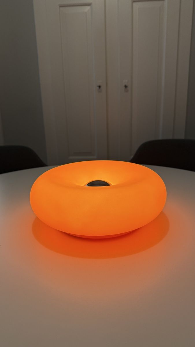Lampes: LED Tischleuchte rund orange – Neuf (Voir description) à Zürich par Julia_Ch