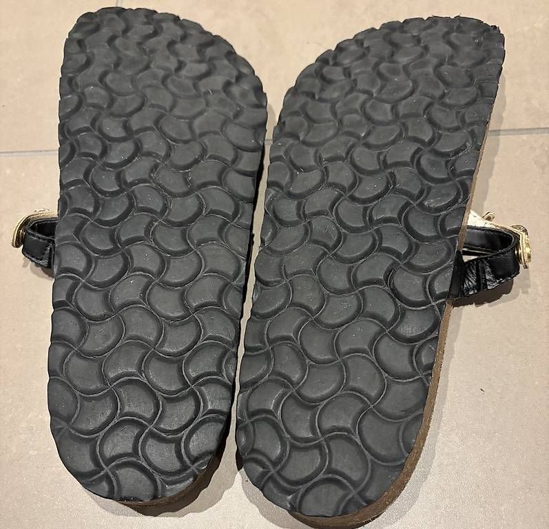 Scarpe da donna: Zehensandale von Hey Marly Gr. 41 – Usato da Büron venduto da TinaSa 1