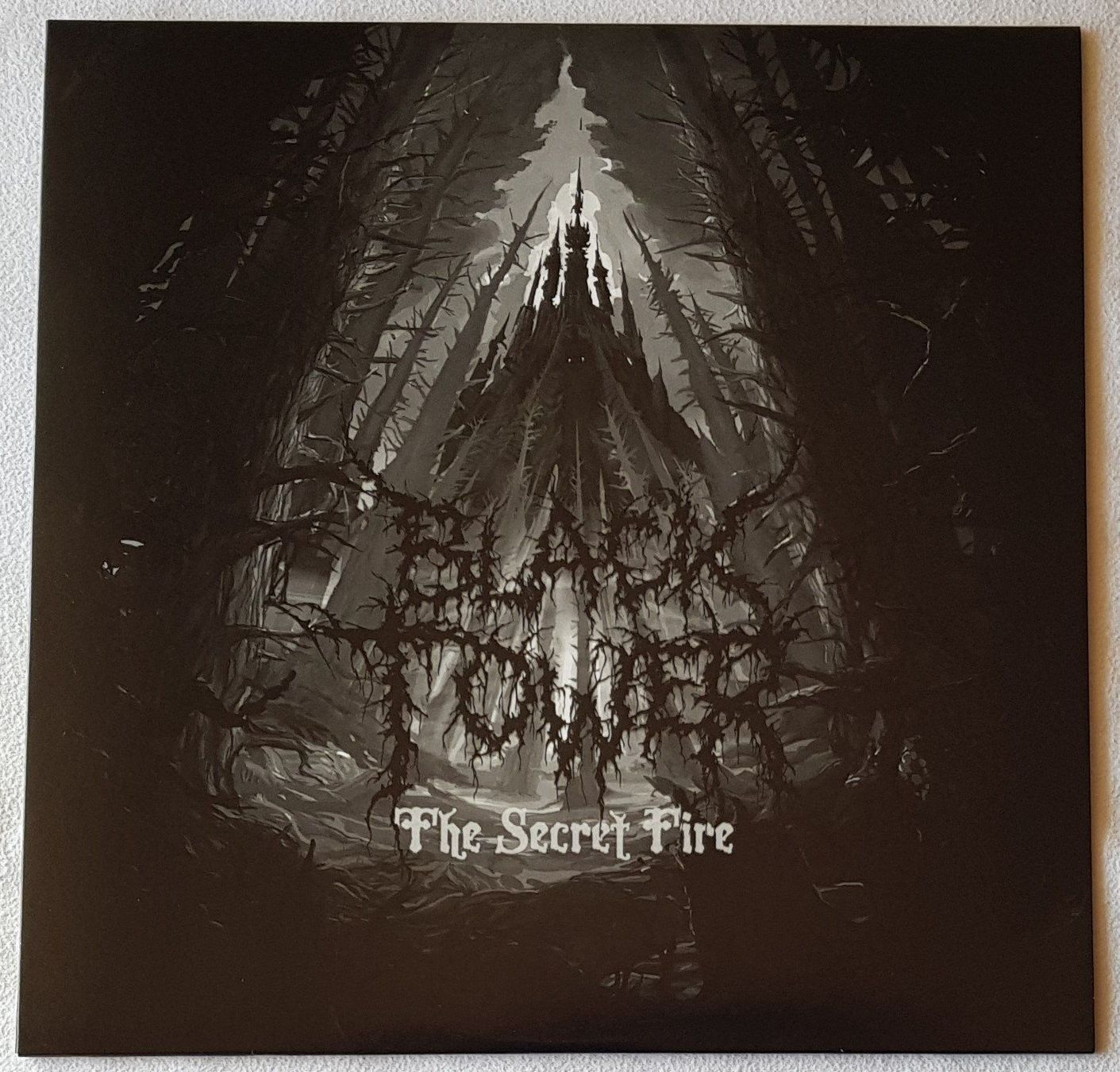 Dischi in vinile: Black Tower - The Secret Fire - LP  2015 - US First Press – Nuovo (secondo la descrizione) da Uster venduto da Zardodel