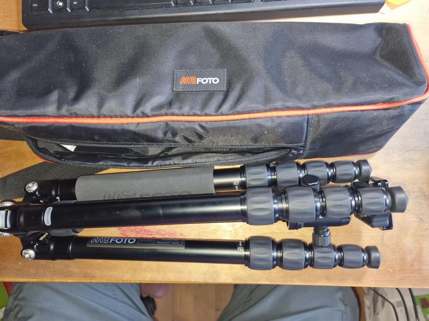 Treppiedi & Teste: MEFoto Roadtrip A1350 Stativ – Usato da Eschenbach SG venduto da Hoerbys