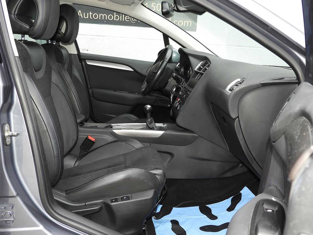 Citroën Automobili: CITROEN C4 Berline 1.6 VTi Exclusive I CH FZ I Sitzmassage – Usato da Bachenbülach venduto da FN_Automobile 6