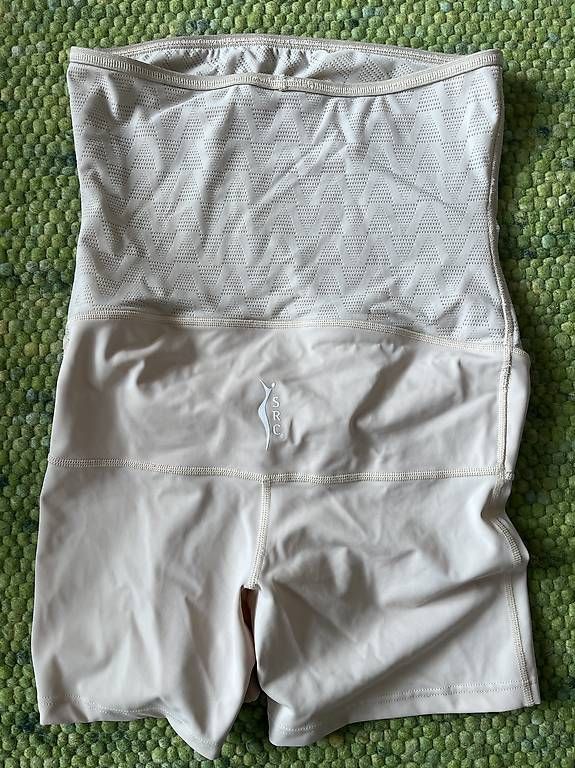 Pantaloni: SRC Pregnancy Shorts XS – Usato da Romanshorn venduto da sabe4 2