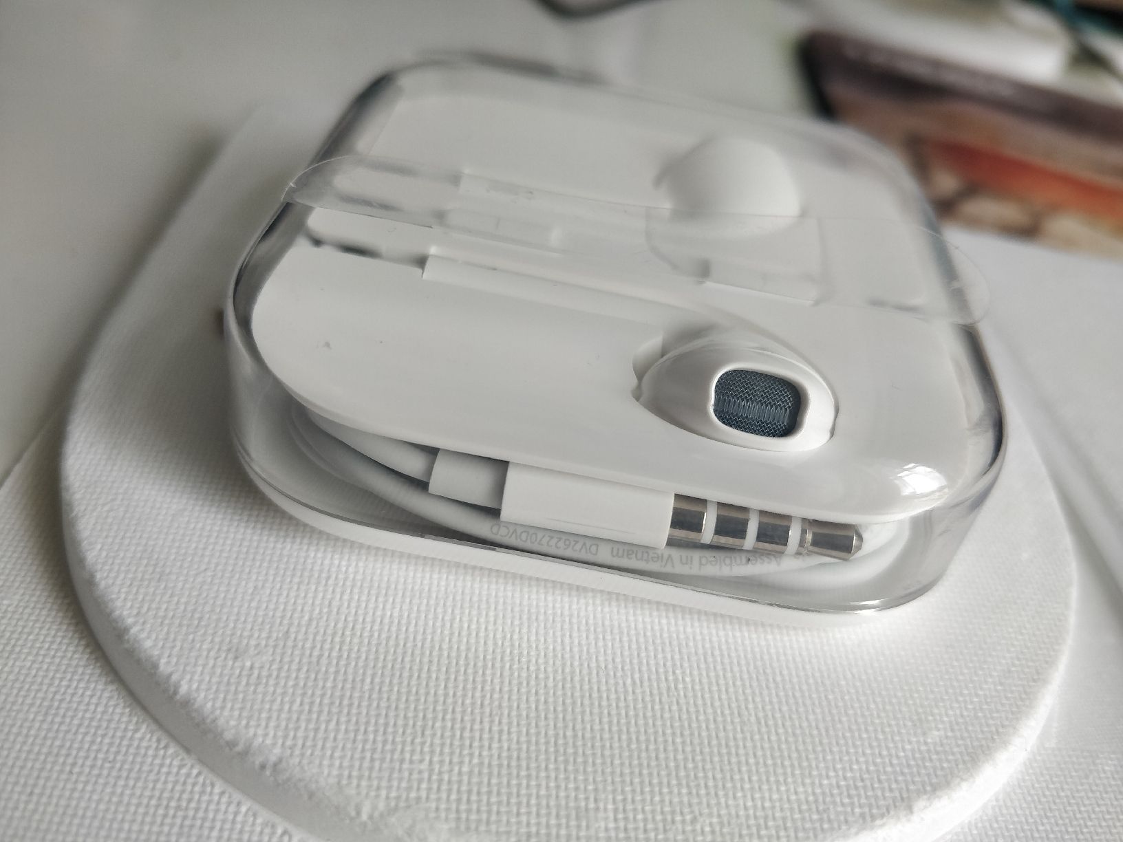 Apple Kopfhörer: Apple Earpods 3.5mm neu – Neu (gemäss Beschreibung) aus Flawil von rcnkr 1