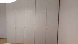 Schrank