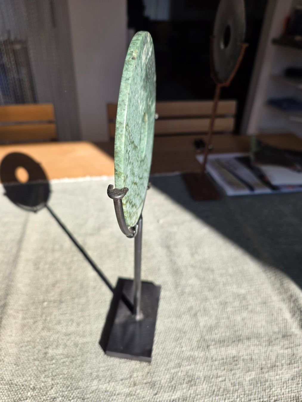 Tutte le decorazioni: Jade Disc / Scheibe geschliffen mit Ständer, Deko Objekt – Usato da Melchnau venduto da han_k5xl 1