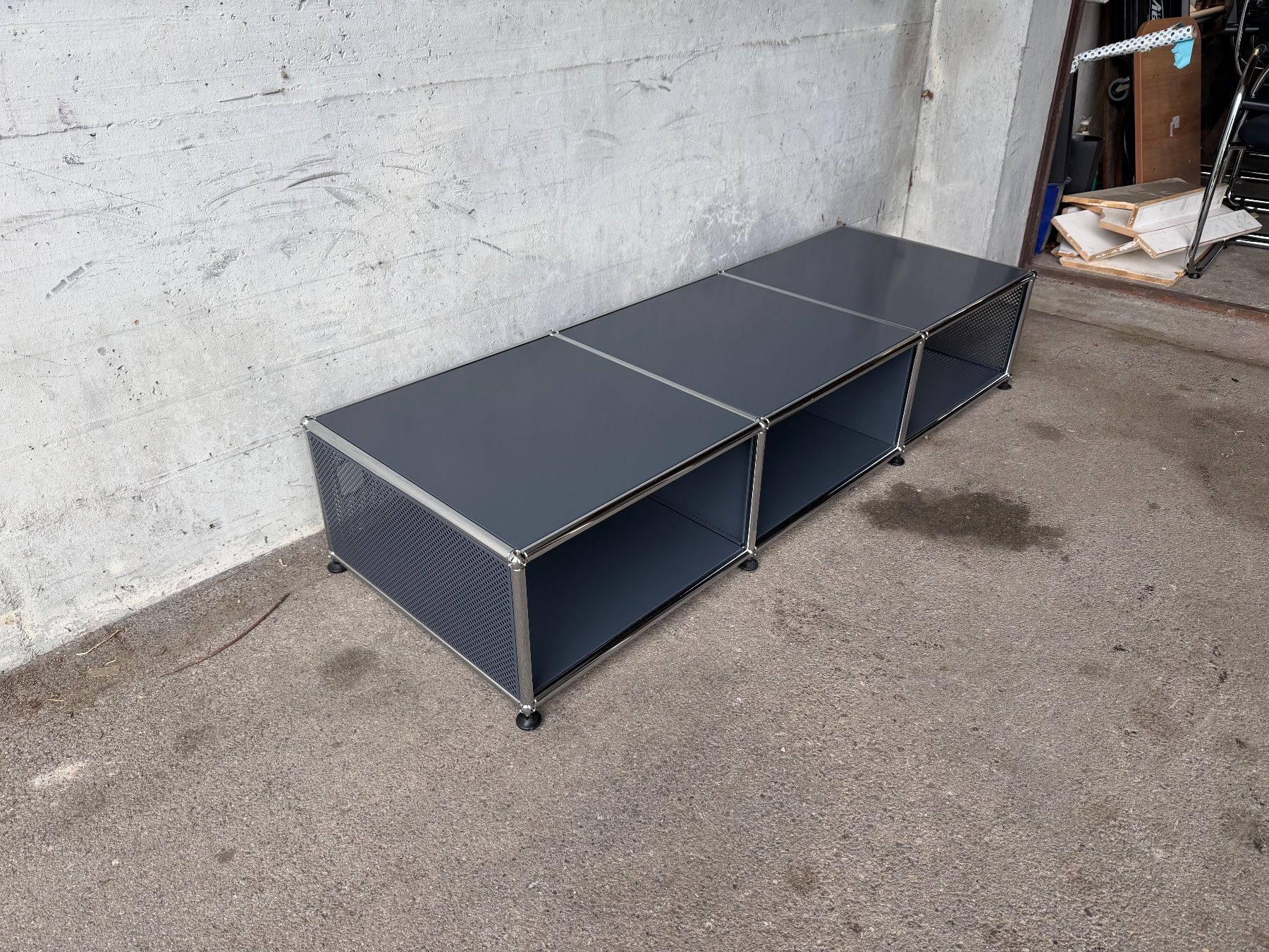 USM Mobili TV: USM Sideboard, Lowboard, Fernsehen Möbel 150 cm – Usato da Zürich venduto da Zvijerka 3