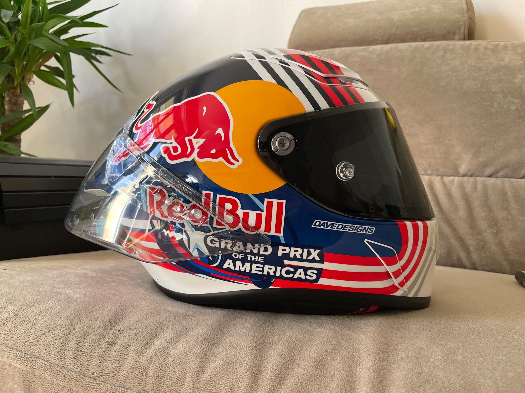 HJC Helme & Visiere: HJC RPH1 RED BULL Austin Gp Integralhelm – Gebraucht aus Volketswil von mel_q2zq 1