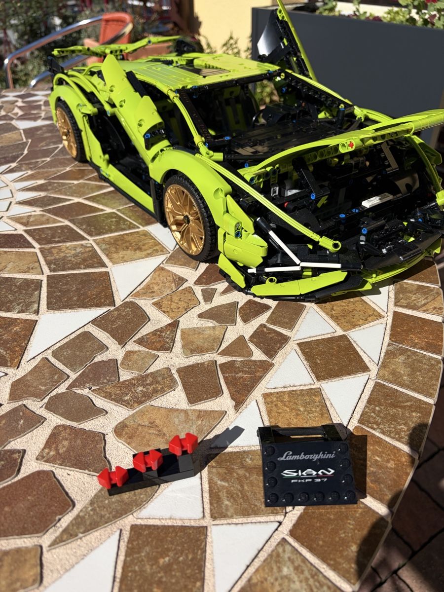 Lego Kit di costruzioni: Lego Lamborghini Sian – Nuovo (secondo la descrizione) da Neu St. Johann venduto da car_m27x 4