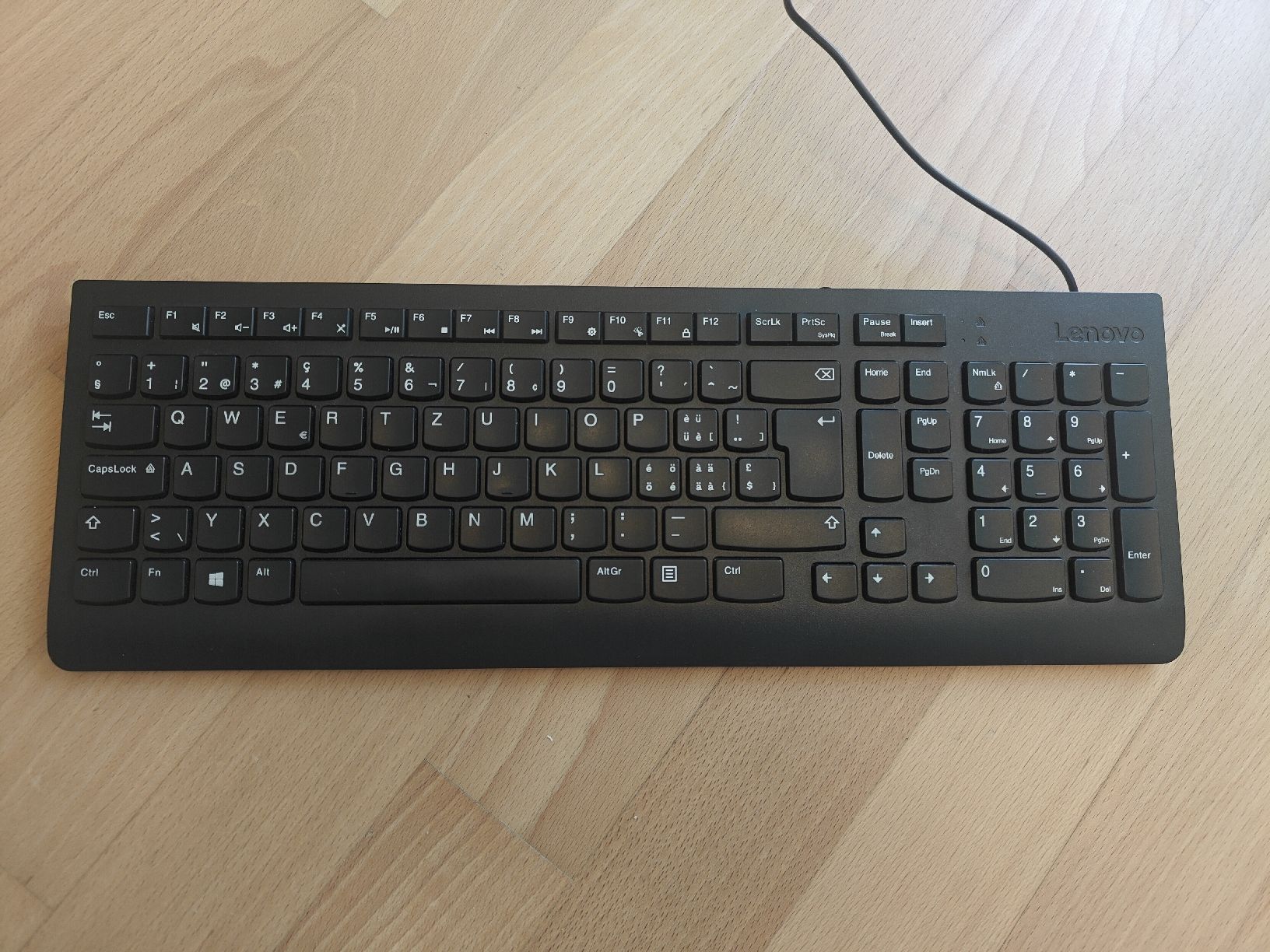 Lenovo Tastiere: Keyboard, Lenovo, neuwertig – Nuovo (secondo la descrizione) da Fällanden venduto da ant_vq57