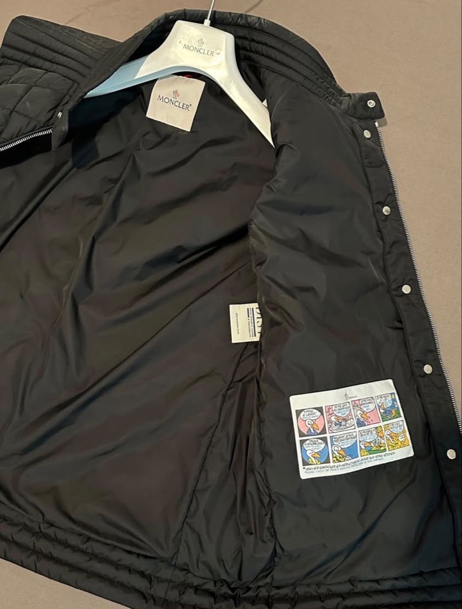 Gilet & Giacche: Moncler Weste – Nuovo (secondo la descrizione) da Dietikon venduto da Terezah 1
