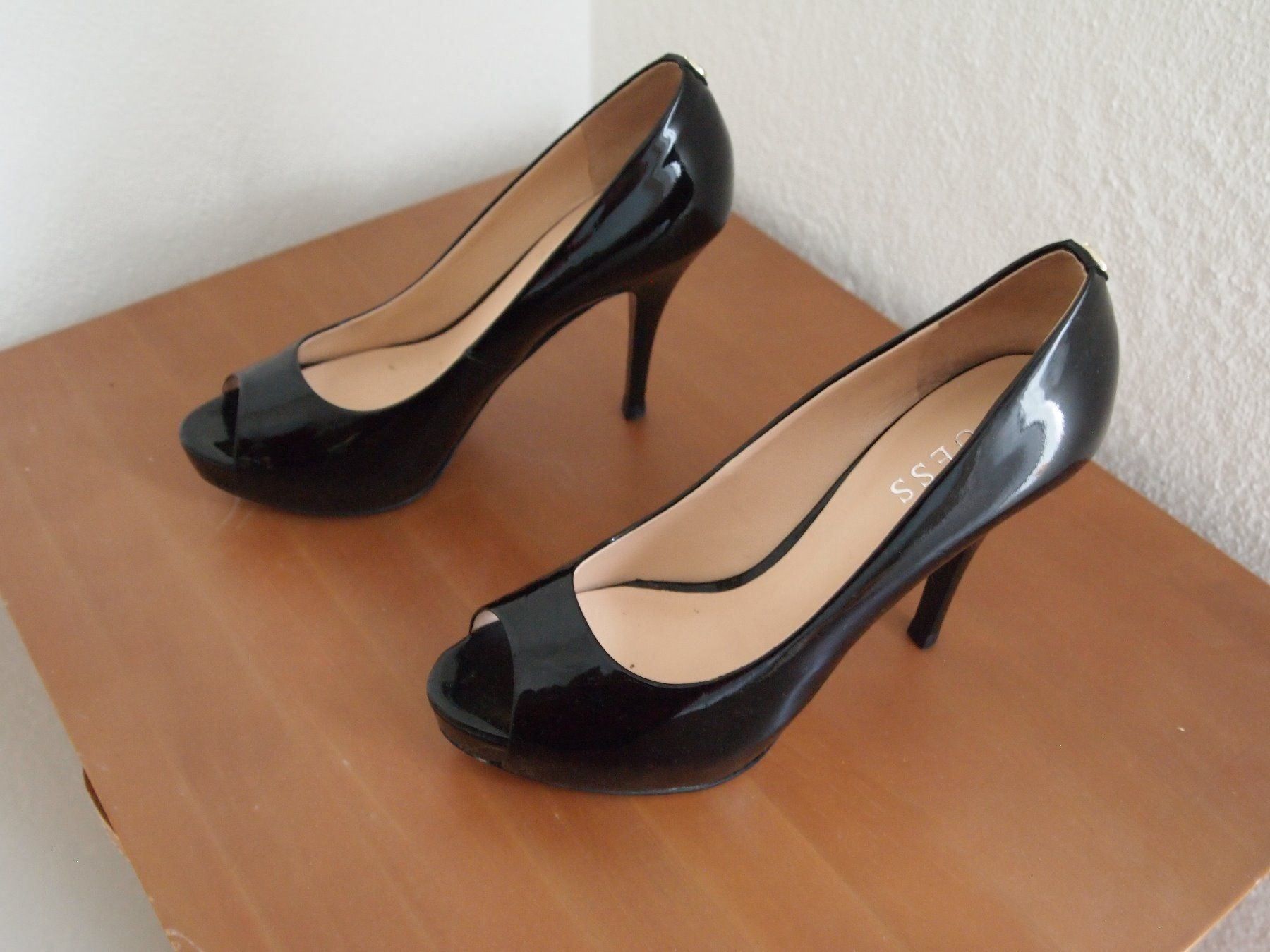 Guess Scarpe da donna: Guess Leder Pumps – Usato da Volketswil venduto da ald_2x9b 1