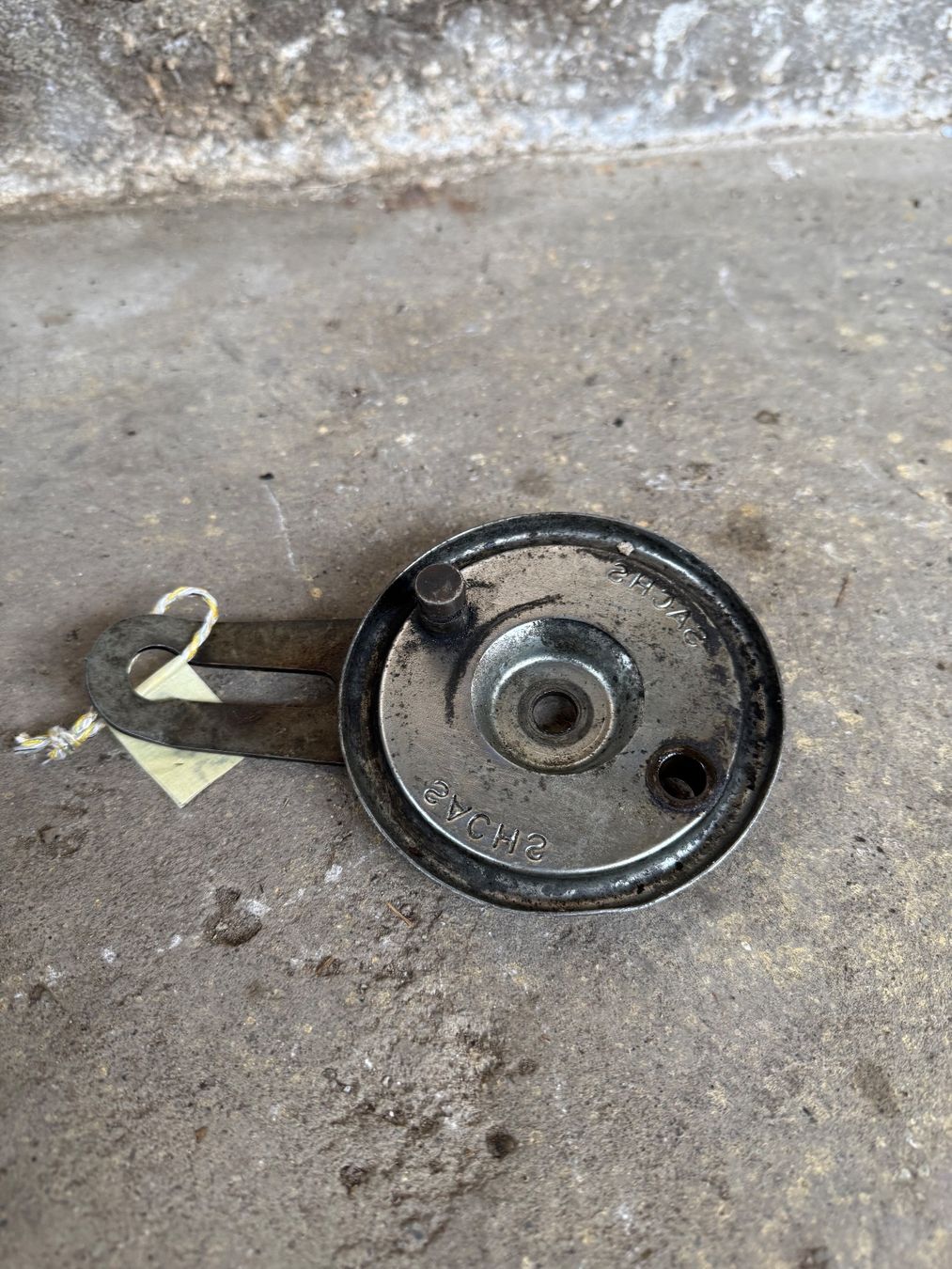 Sachs Parti ricambio per ciclomotori: Sachs Mofa Bremsankerplatte – Usato da Fahrni b. Thun venduto da berger_tuning34 4