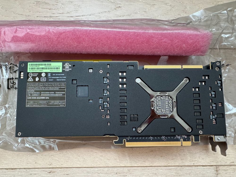 AMD Radeon Instinct MI50 32GB S/N: 692121006150 (NOS) (Neu (gemäss ...