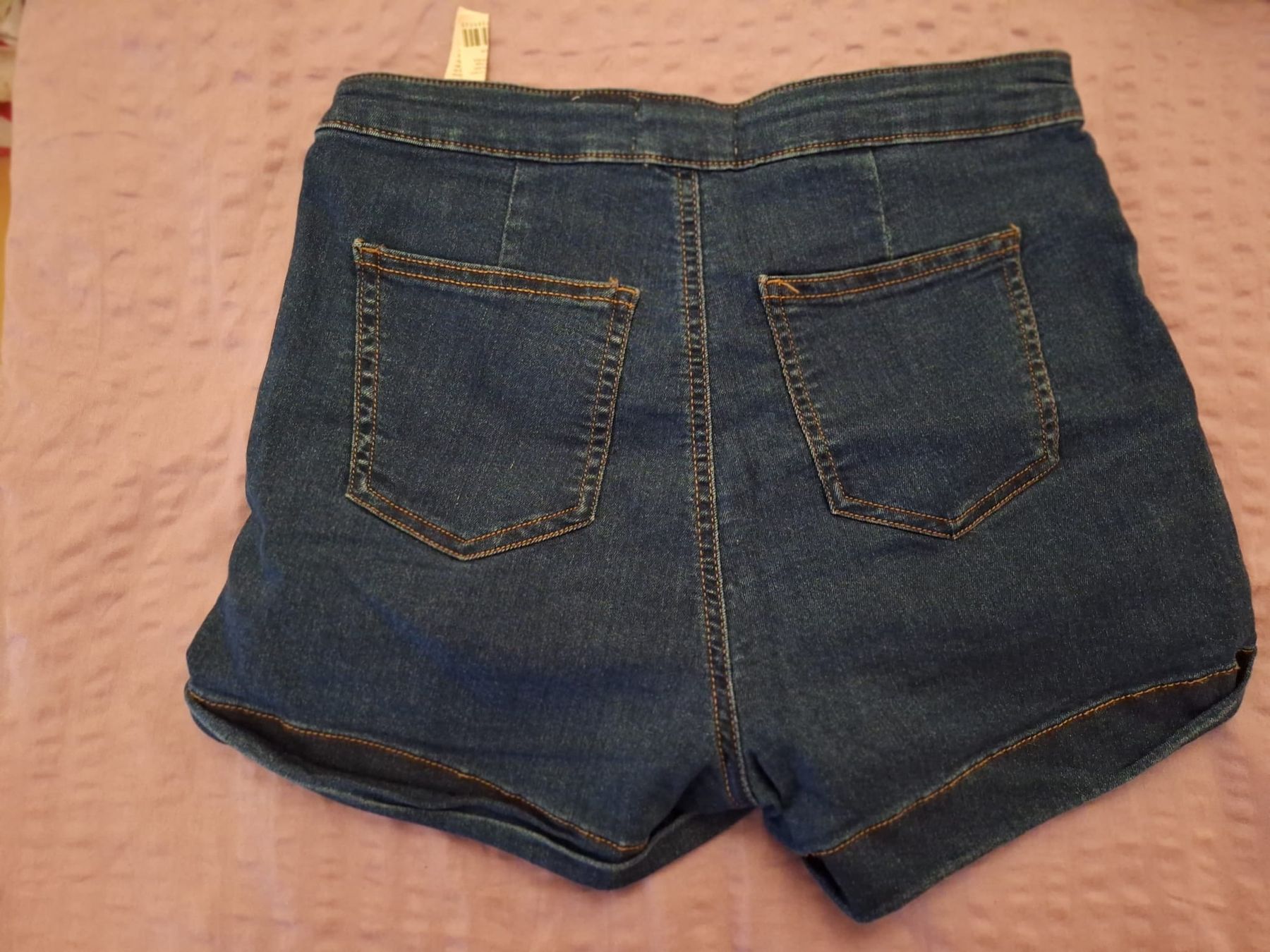 Tally Weijl Jeans: Tally Weijl Jeans Kurz – D'occasion à Ruswil par ben_y6gj 2